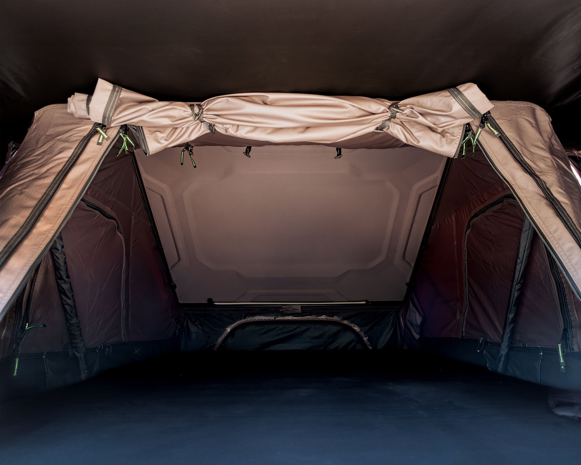Ursa Ultra - ABS Hardshell Rooftop Tent view 5